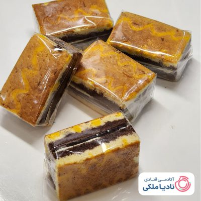 مواد مورد نیاز برای کیک تی تاپ